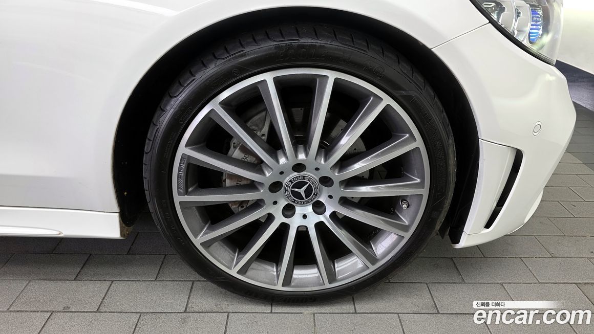 Mercedes-Benz C-Class 2023