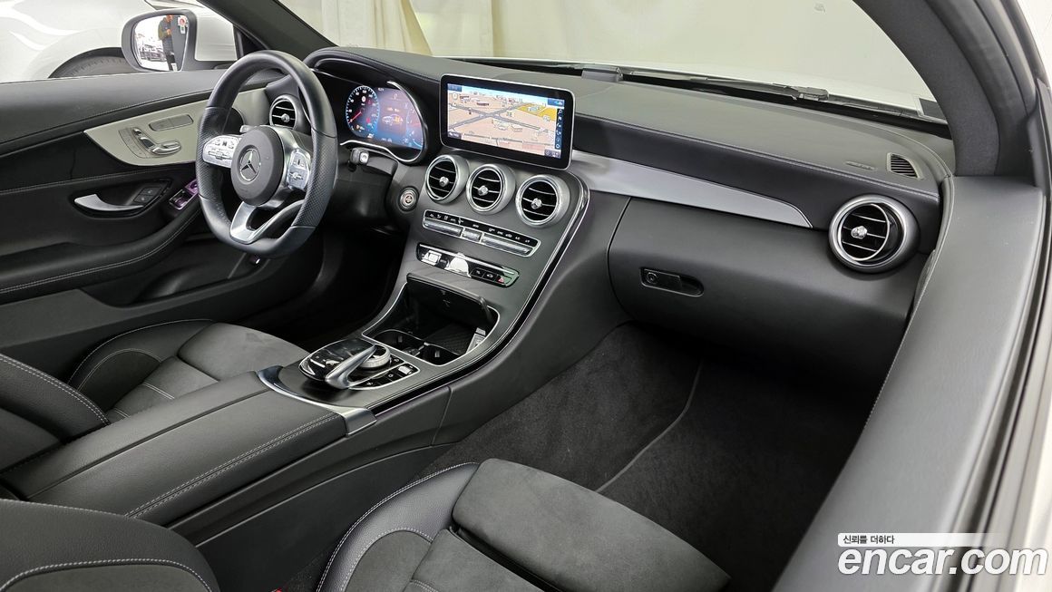 Mercedes-Benz C-Class 2023