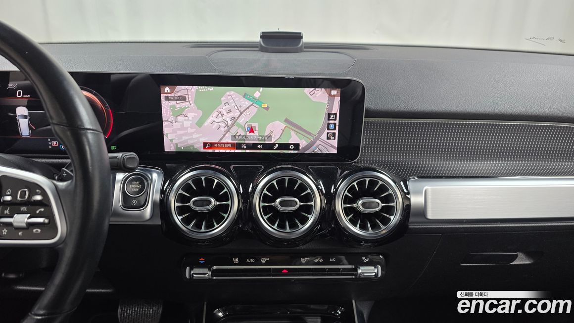 Mercedes-Benz GLB-Class 2020