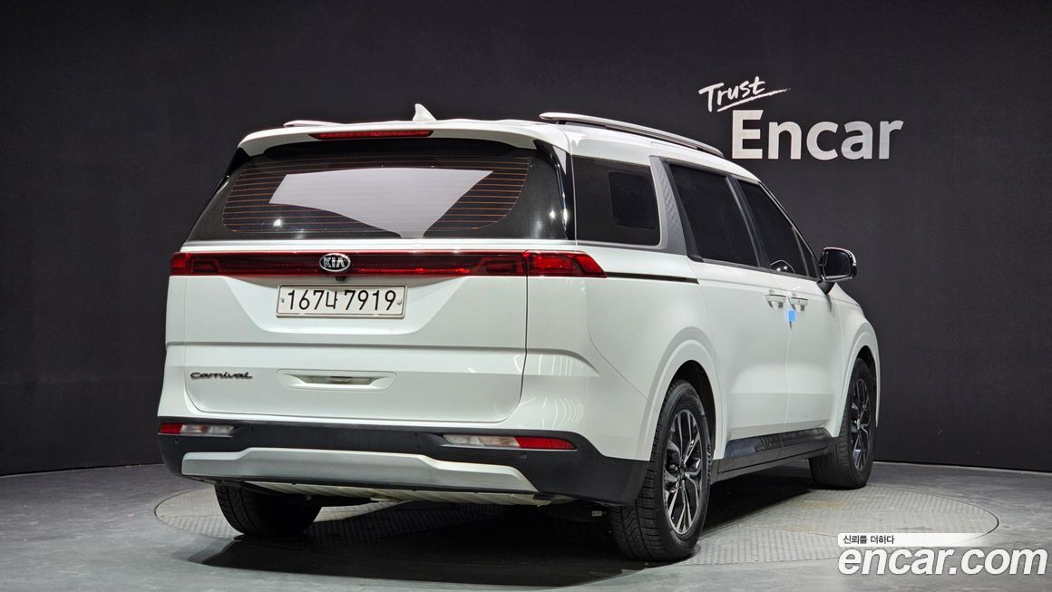 Kia Canival 2021