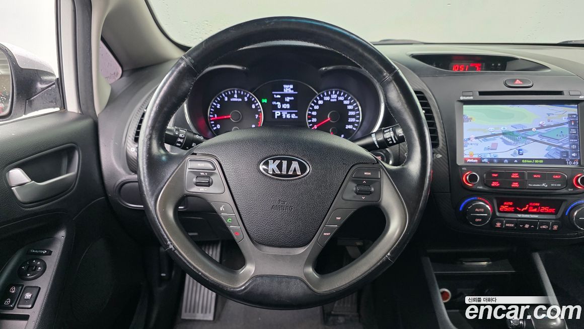 Kia K3 2013
