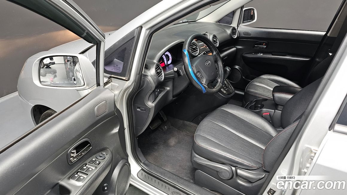 Kia Carens 2011