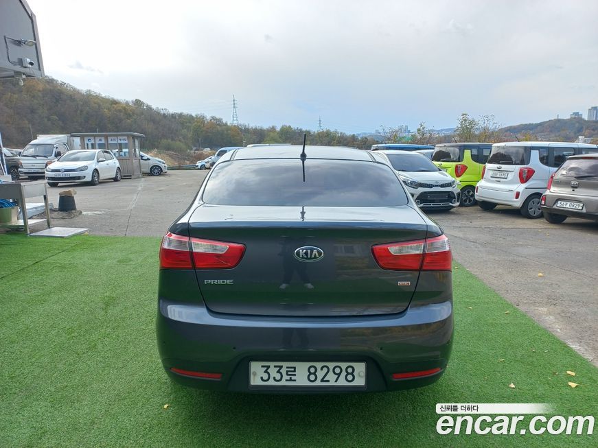 Kia pride 2013