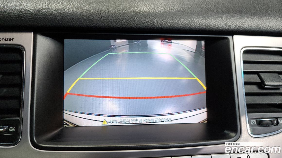 Hyundai Genesis 2011