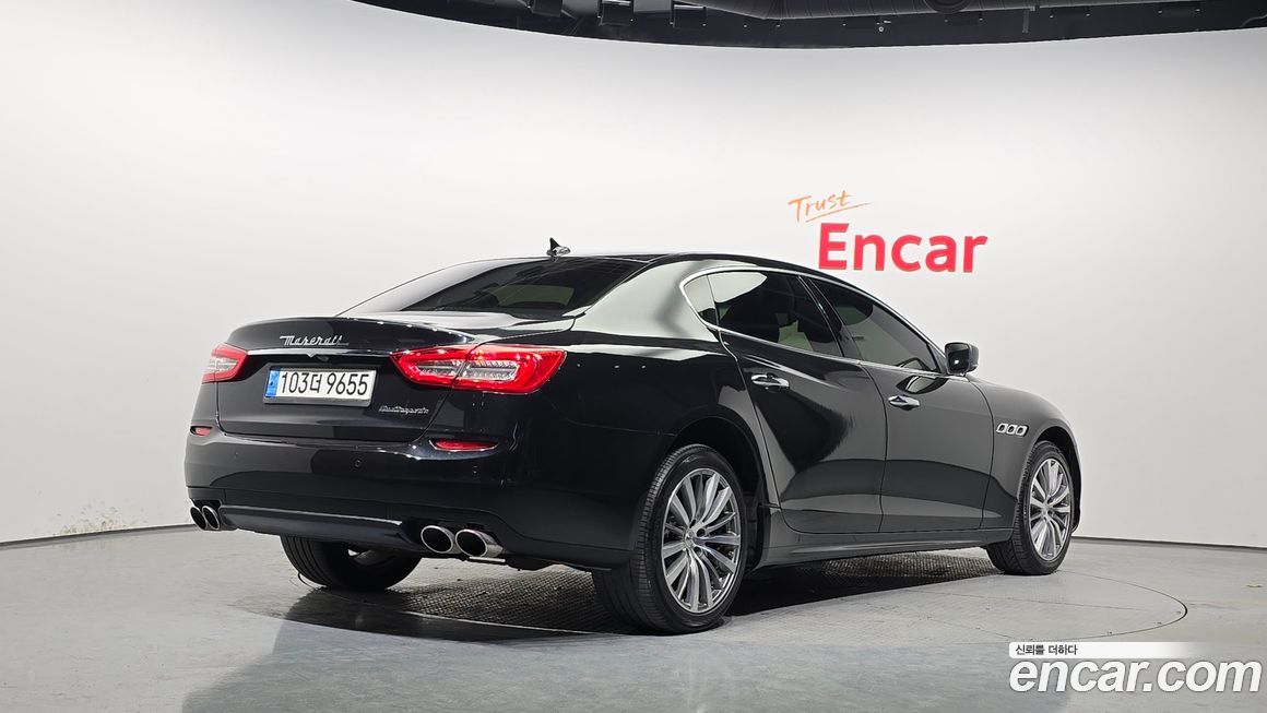 Maserati Quattroporte 2014