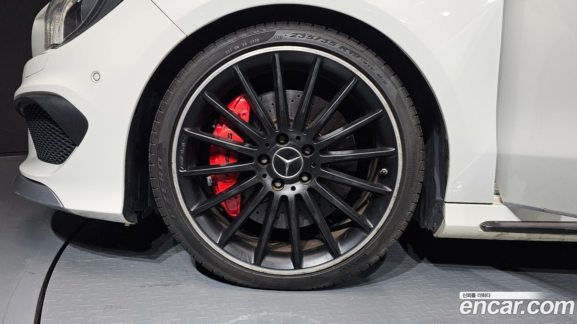 Mercedes-Benz CLA-Class 2015