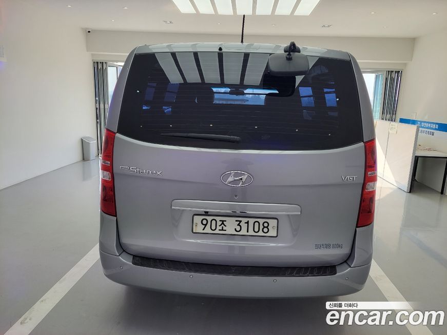 Hyundai Starex 2019