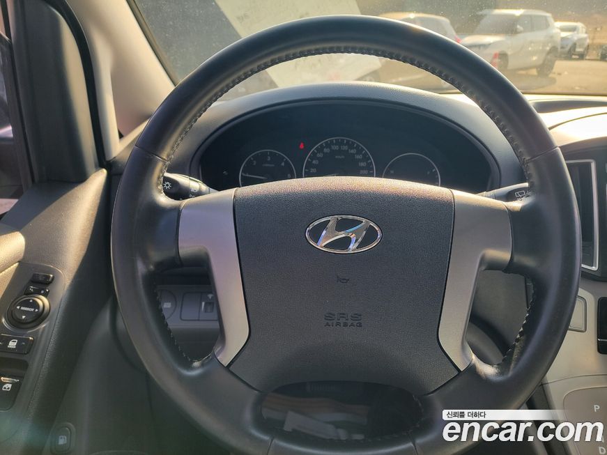 Hyundai Starex 2019