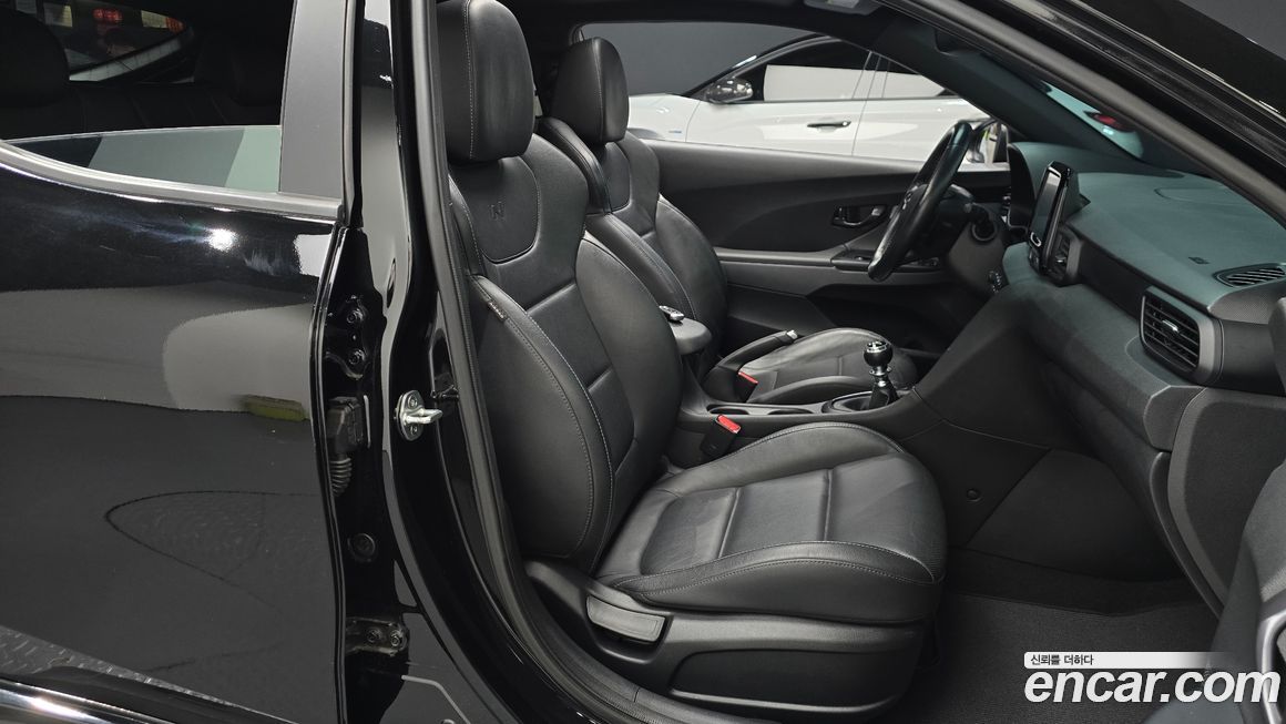 Hyundai Veloster 2019