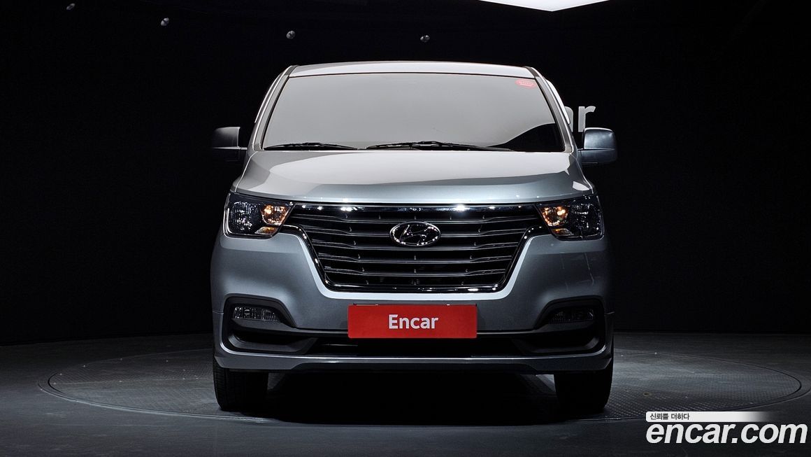 Hyundai Starex 2021