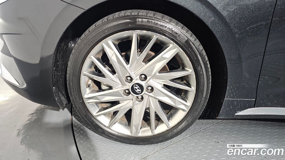 Hyundai Grandeur 2021