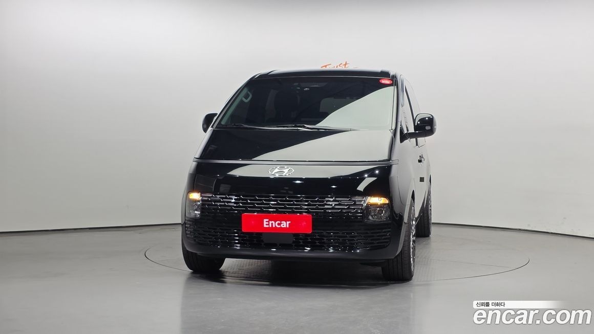 Hyundai Staria 2024