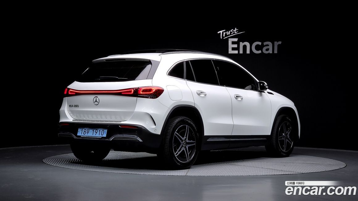 Mercedes-Benz EQA 2022