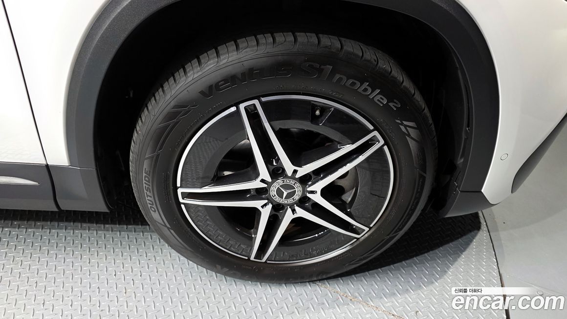 Mercedes-Benz EQA 2022