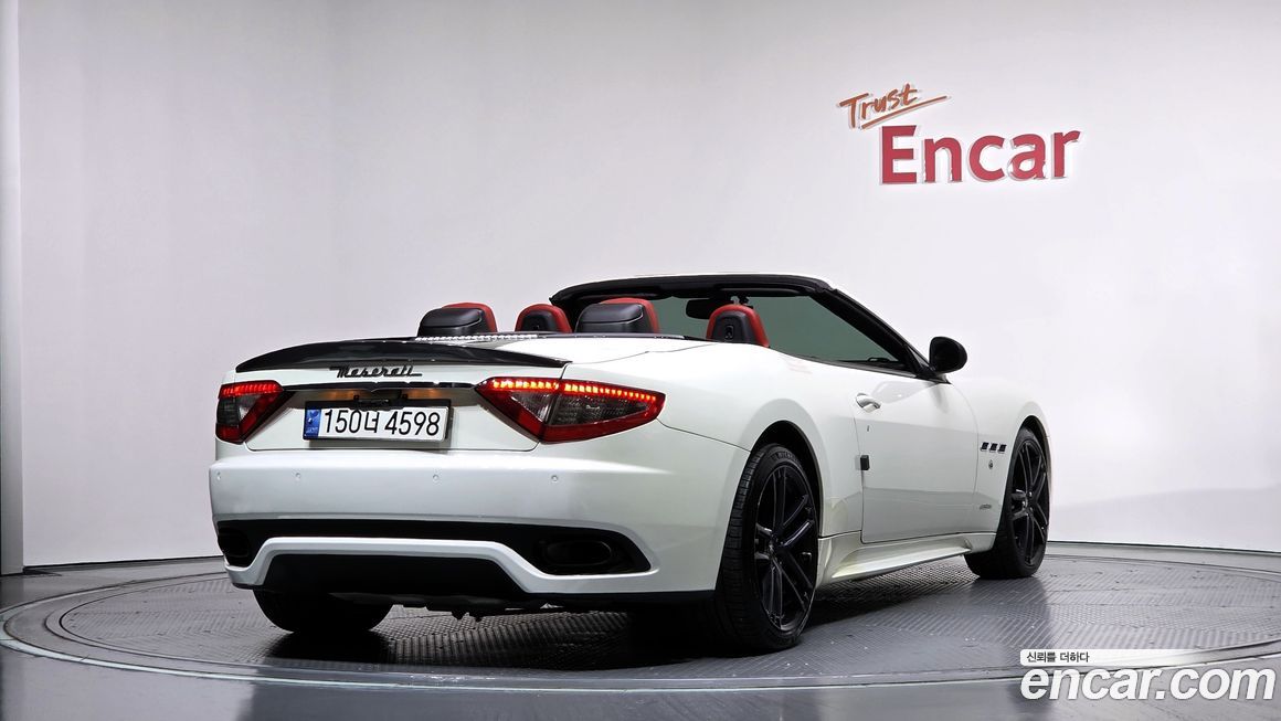 Maserati GranTurismo 2015