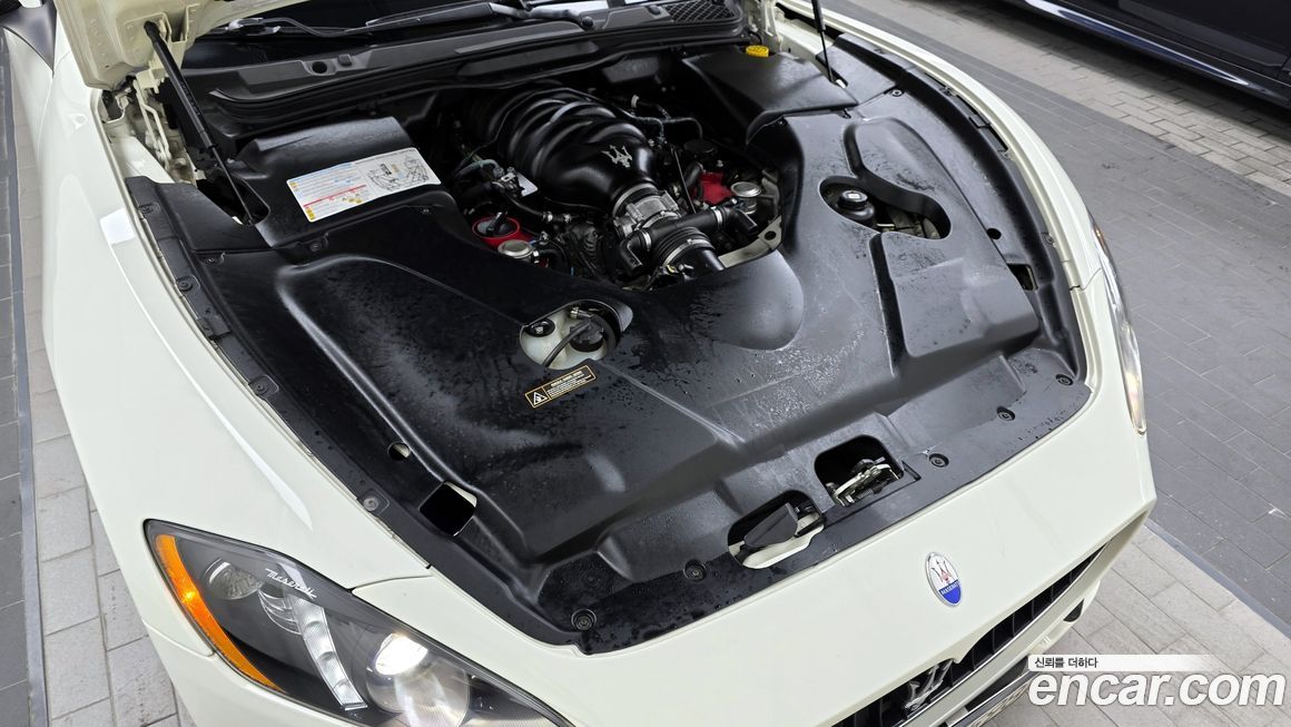 Maserati GranTurismo 2015