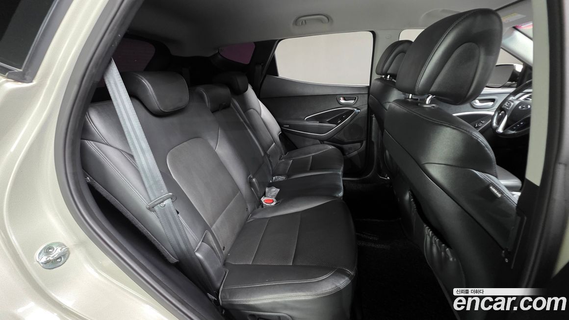 Hyundai Santafe 2015