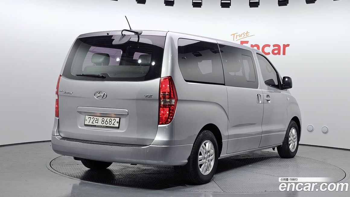 Hyundai Starex 2016