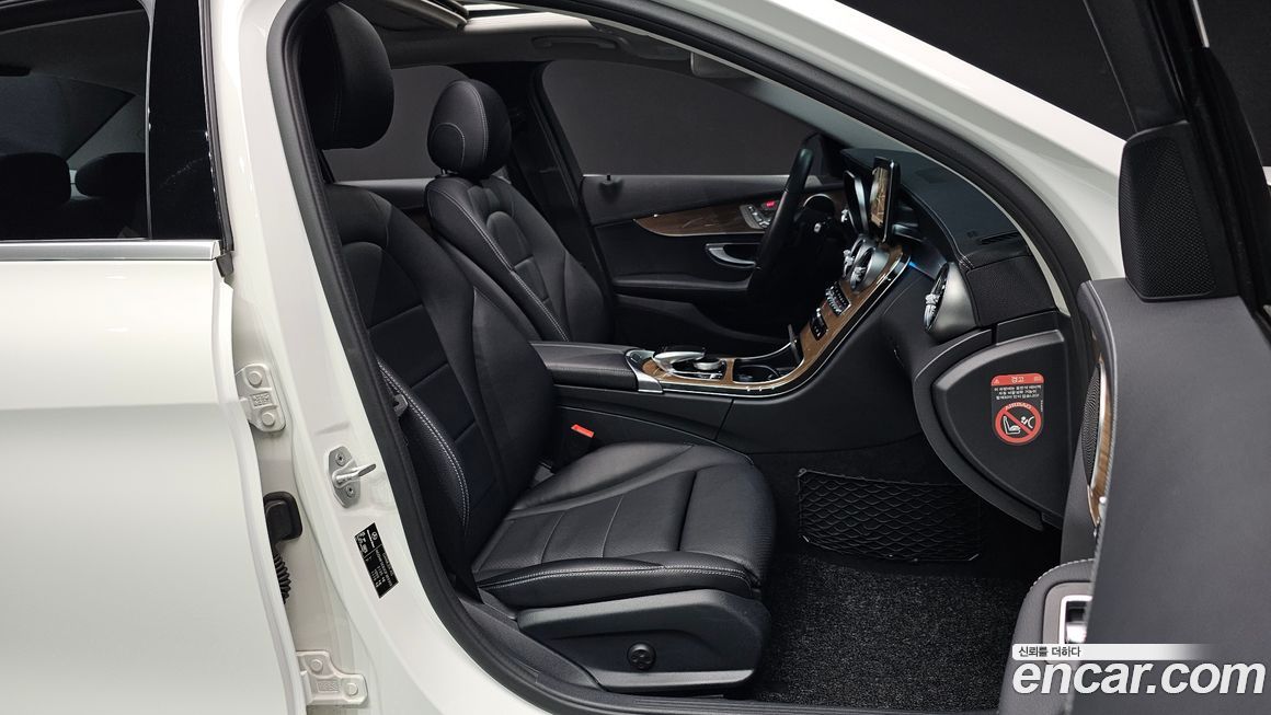 Mercedes-Benz C-Class 2016