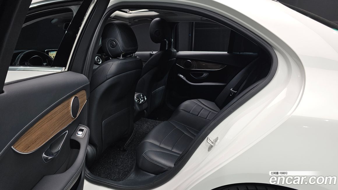 Mercedes-Benz C-Class 2016