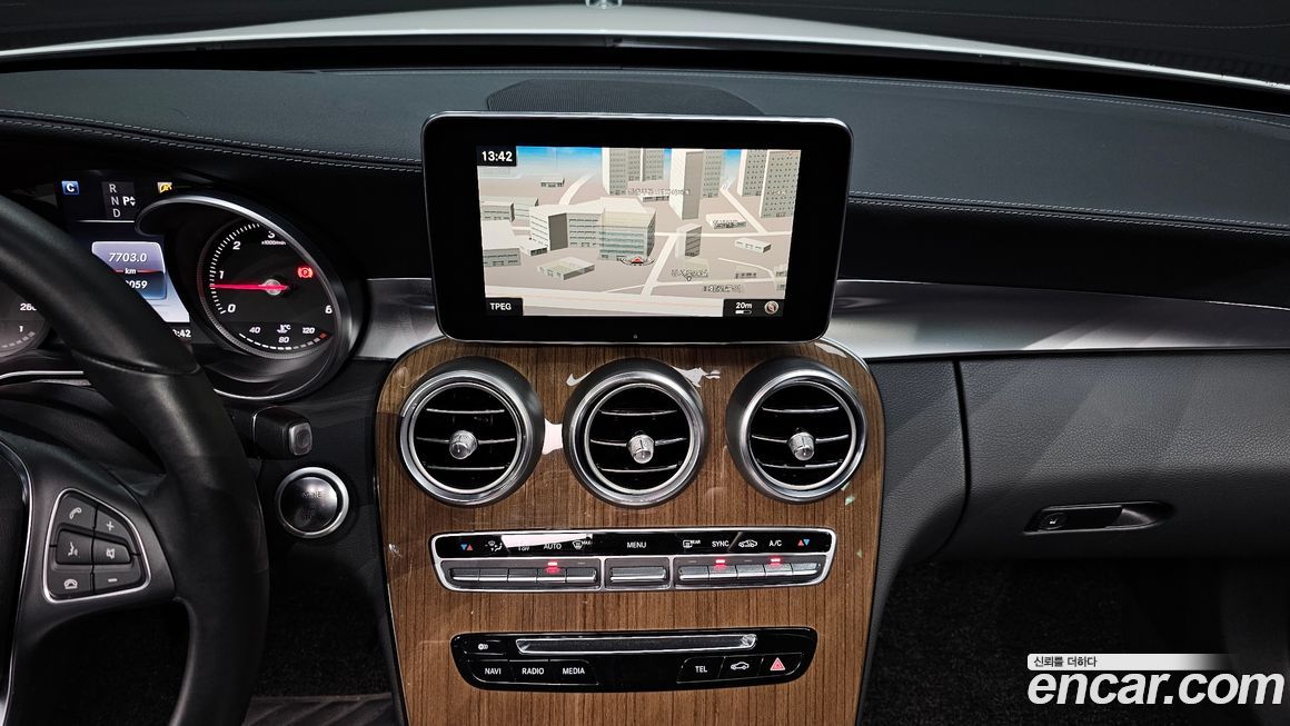 Mercedes-Benz C-Class 2016