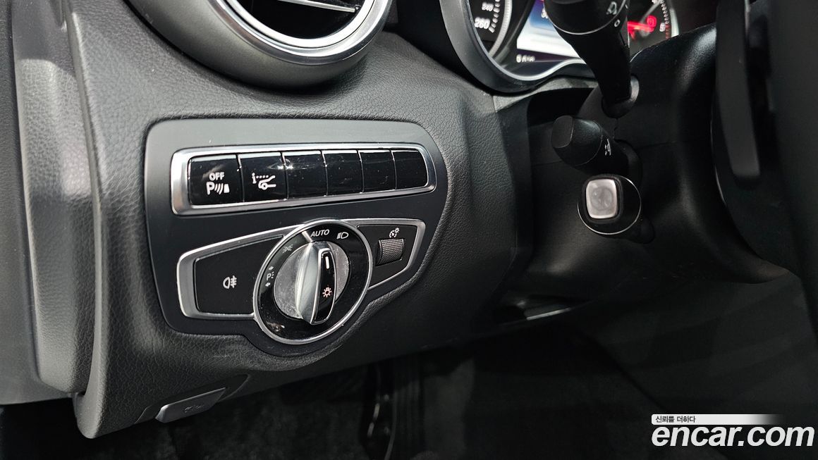 Mercedes-Benz C-Class 2016