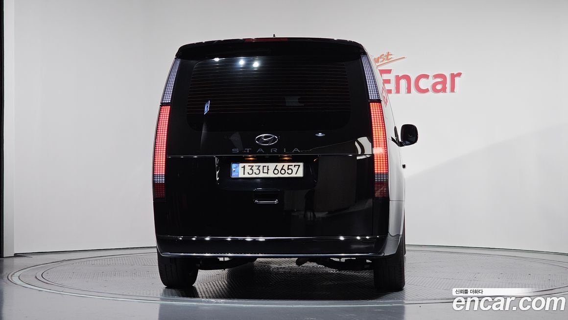 Hyundai Staria 2023