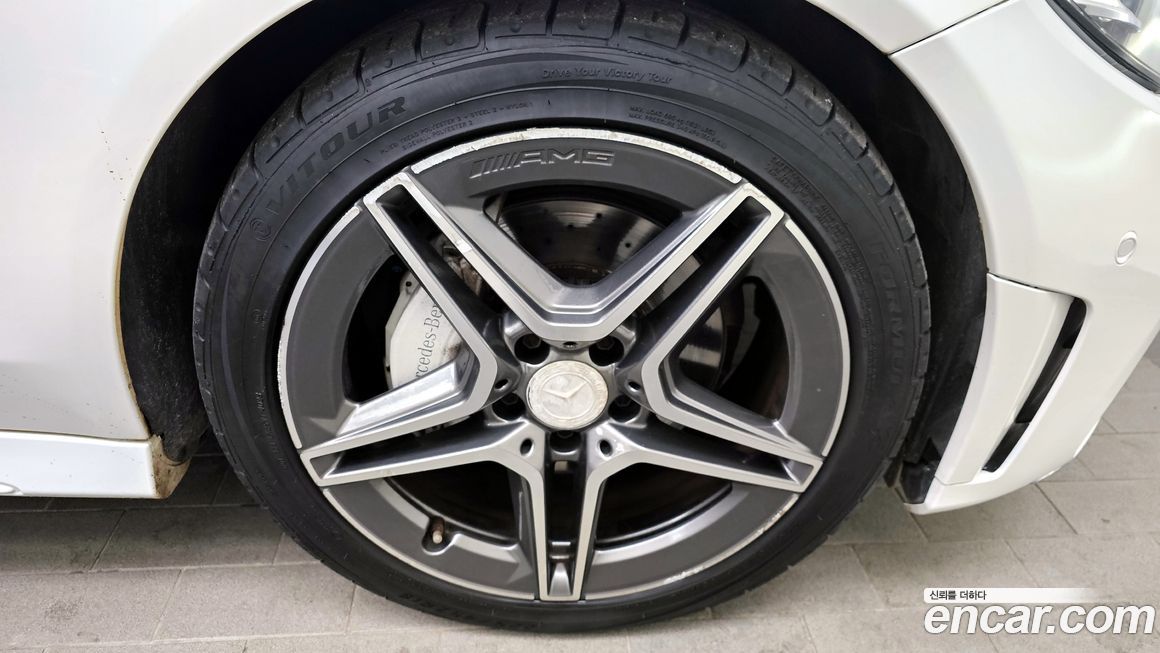 Mercedes-Benz C-Class 2019