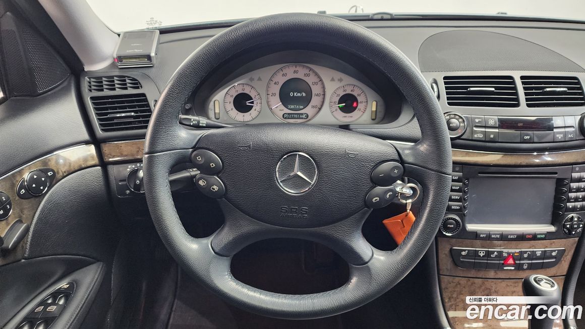 Mercedes-Benz E-Class 2008