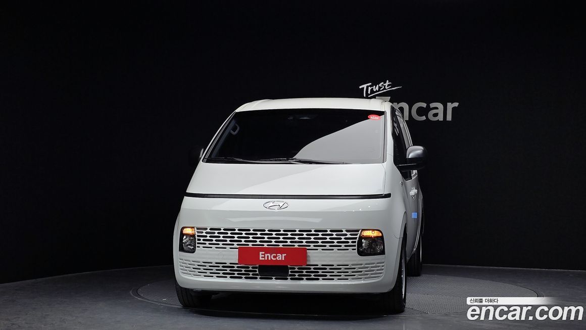 Hyundai Staria 2022