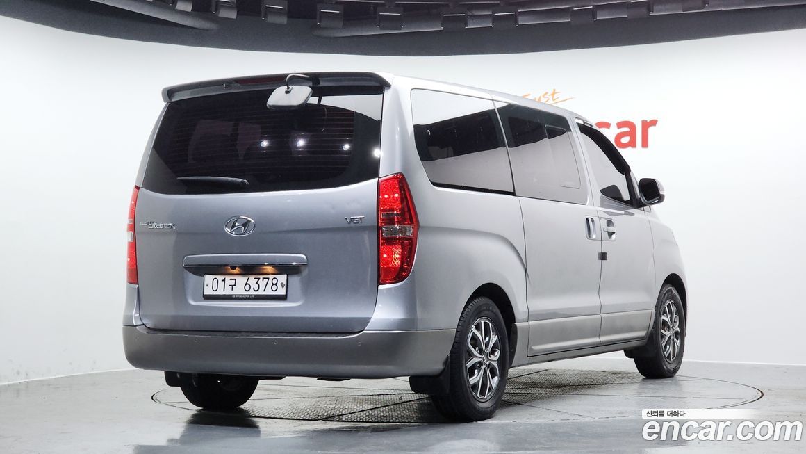 Hyundai Starex 2018