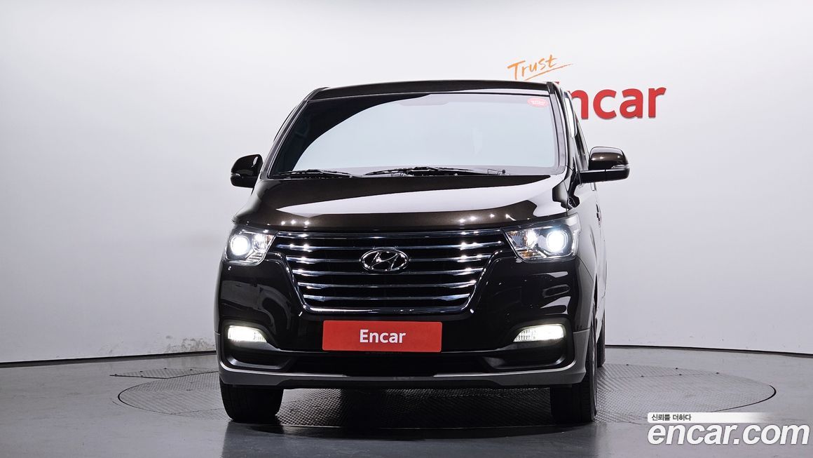 Hyundai Starex 2019