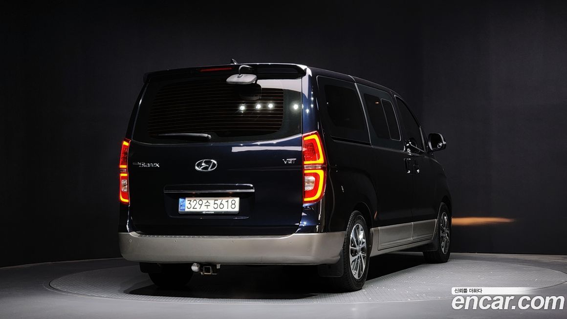 Hyundai Starex 2021