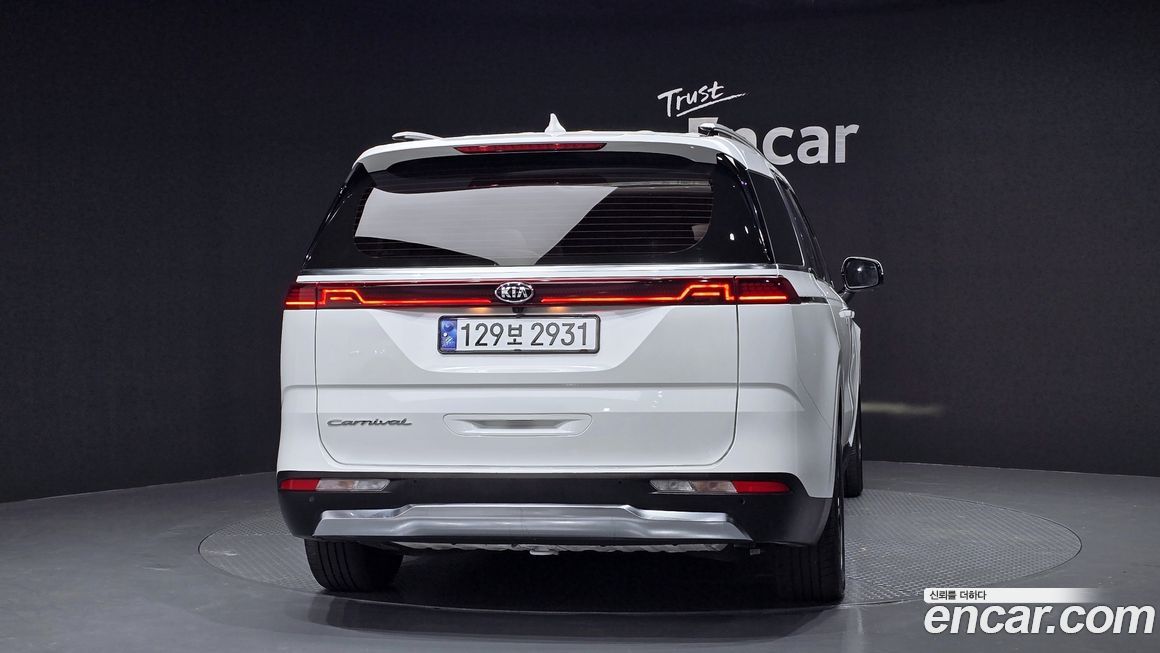 Kia Canival 2021