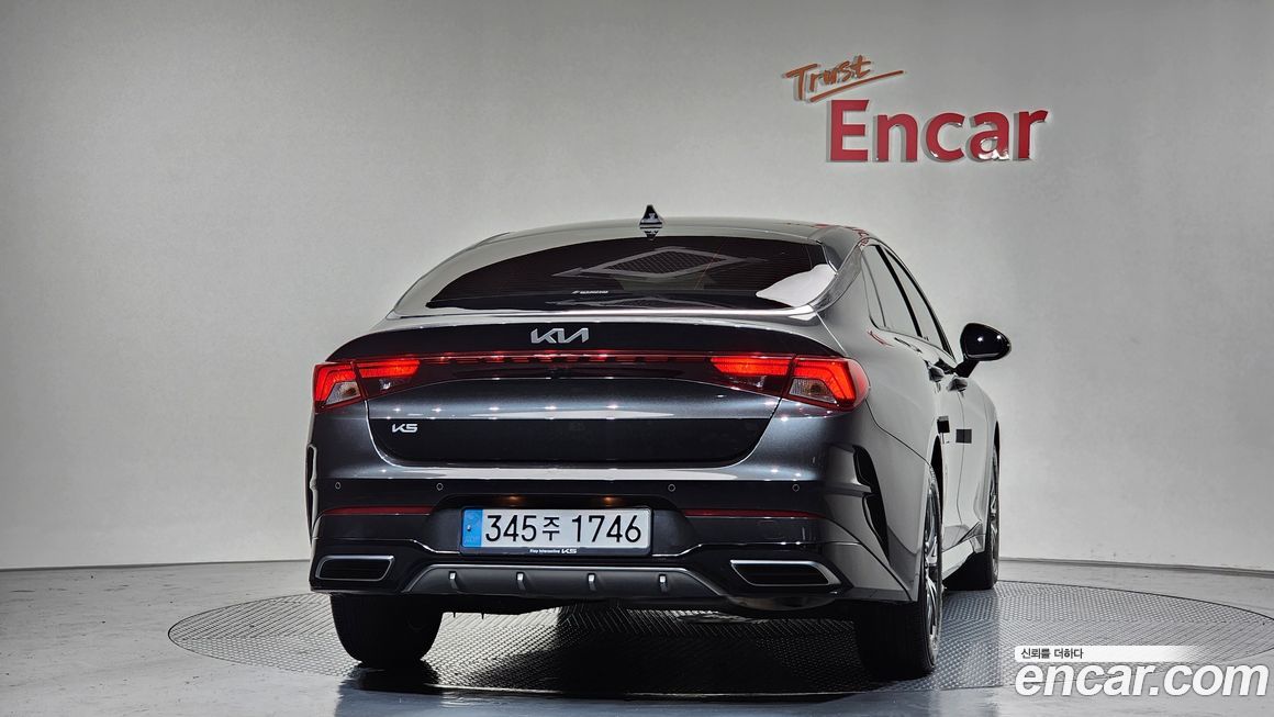 Kia K5 2023