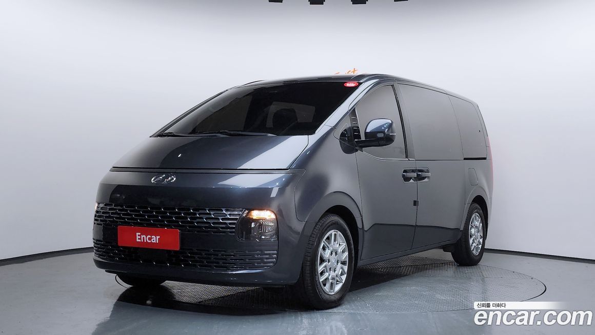 Hyundai Staria 2022