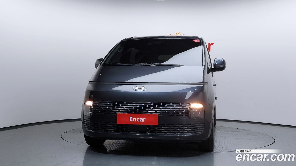 Hyundai Staria 2022