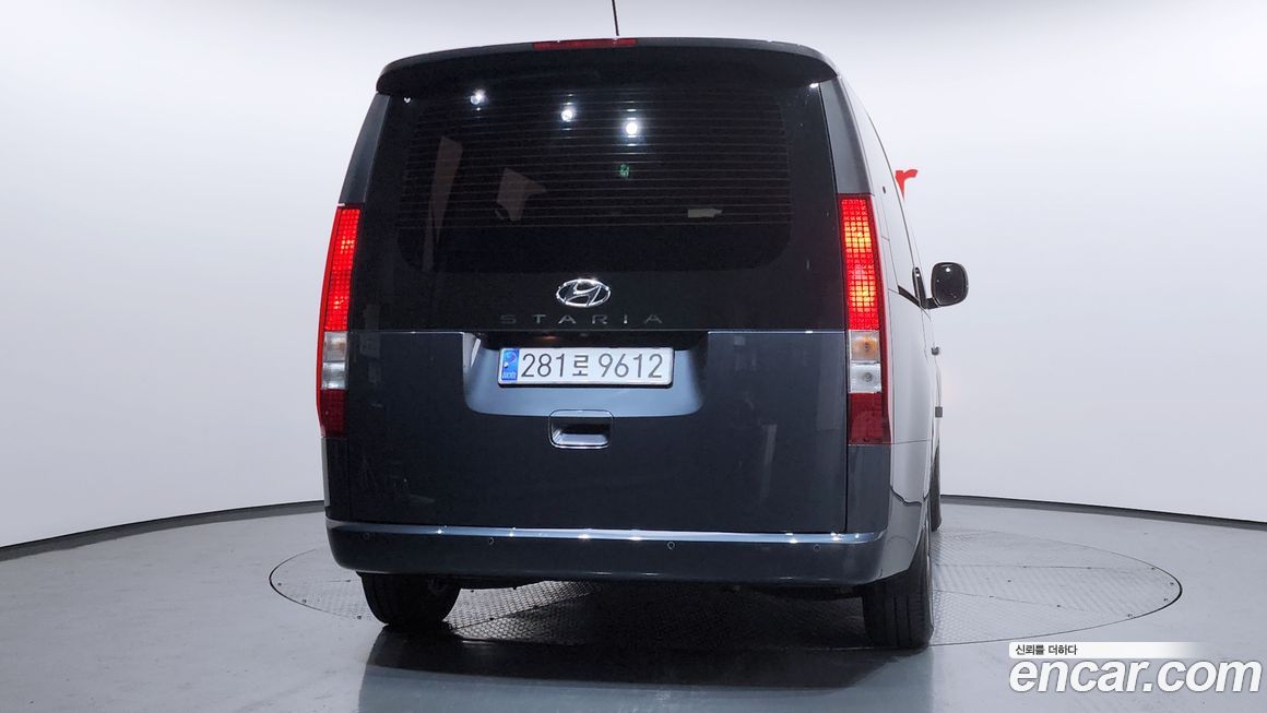 Hyundai Staria 2022