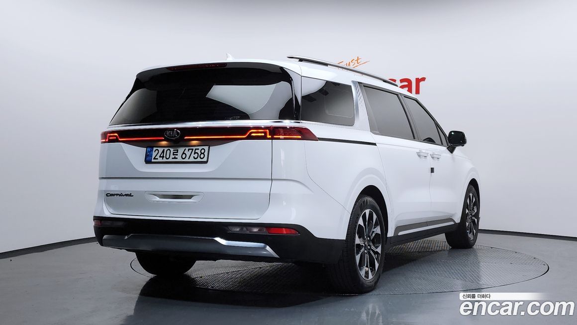 Kia Canival 2021