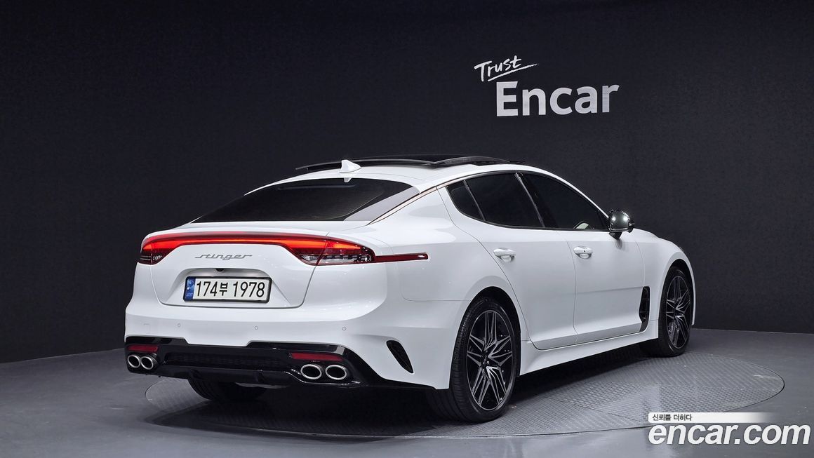 Kia Stinger 2023