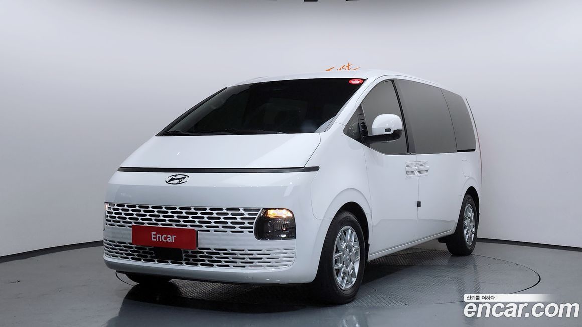 Hyundai Staria 2023