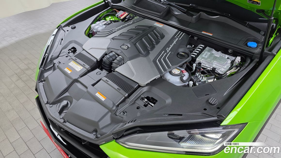 Lamborghini Urus 2025