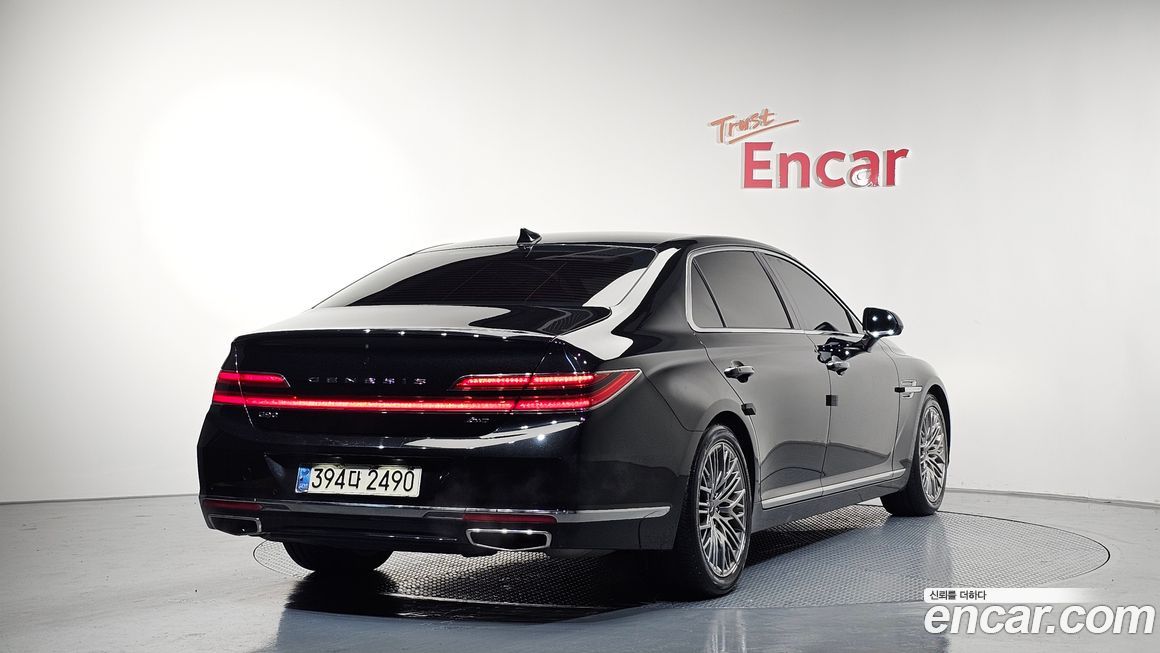 Genesis G90 2021