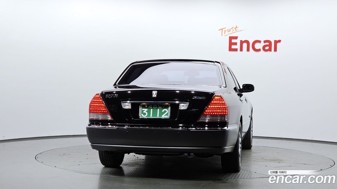 Hyundai Equus 2004