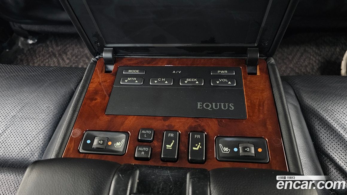 Hyundai Equus 2004