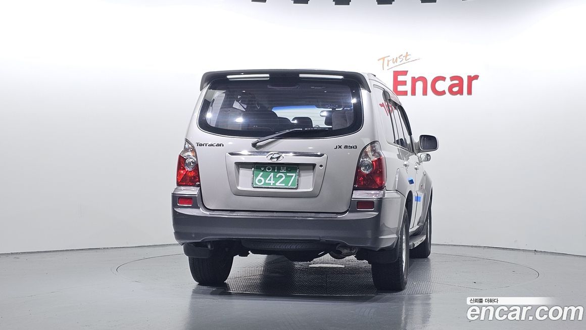 Hyundai Terracan 2004