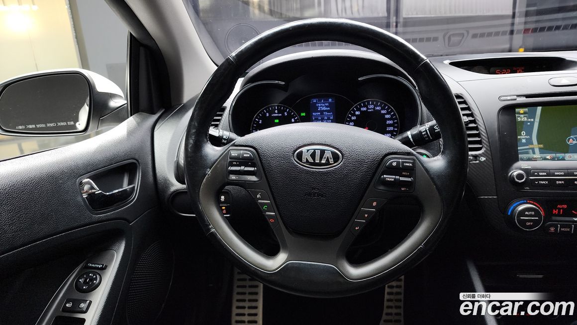 Kia K3 2015