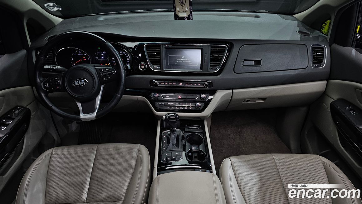 Kia Canival 2016