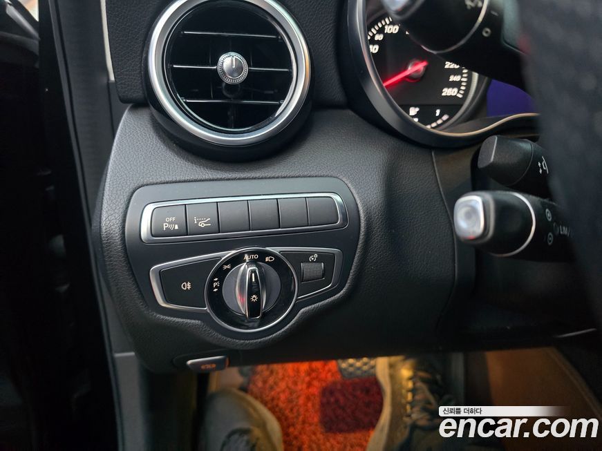 Mercedes-Benz C-Class 2017