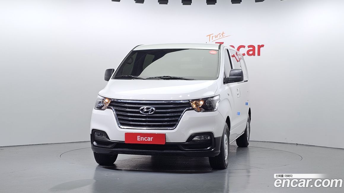 Hyundai Starex 2021